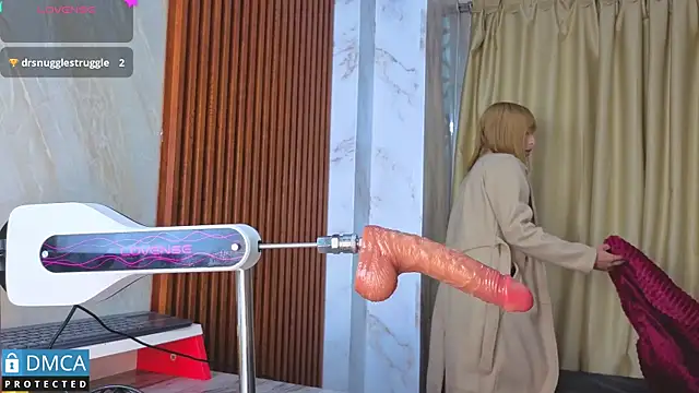 nena cupcake  online show from February 25, 2026, 12:04 pm