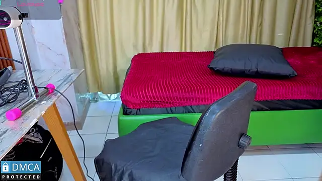 nena cupcake  online show from February 27, 2026, 12:05 pm