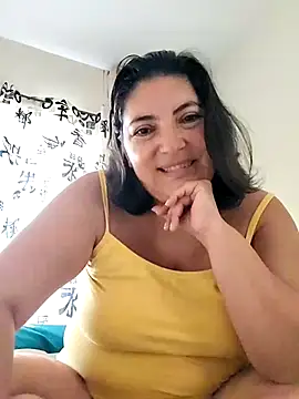 Snapshot of lina_maria99 chatting on November 3, 2025, 1:12 pm lina maria99 online show from November 3, 2025, 1:12 pm