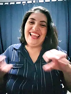 Snapshot of lina_maria99 chatting on November 6, 2025, 3:07 am lina maria99 online show from November 6, 2025, 3:07 am