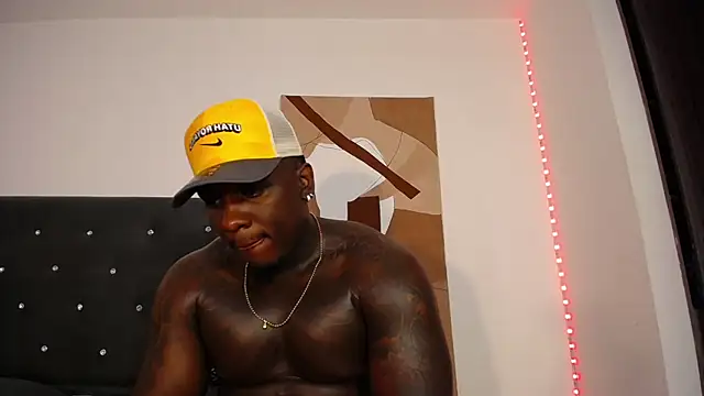 JoshMorri online show from November 4, 2025, 1:27 am