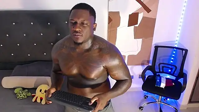 JoshMorri online show from November 20, 2025, 3:18 am