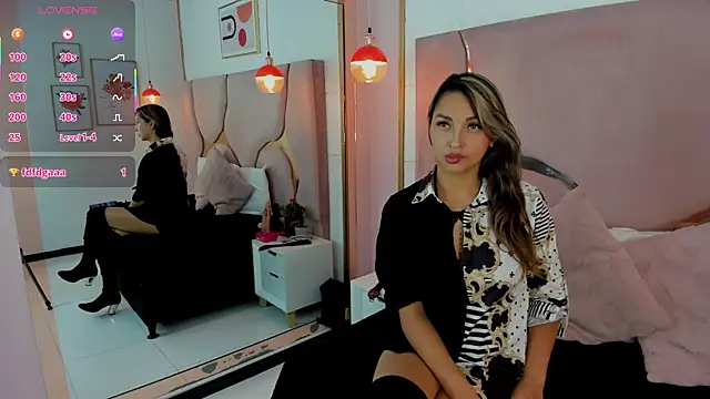 Snapshot of Maiyajoness chatting on December 20, 2025, 4:30 am Maiyajoness online show from December 20, 2025, 4:30 am