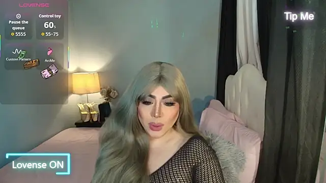 Snapshot of Unforgettable_Maria chatting on December 22, 2025, 3:14 am Unforgettable Maria online show from December 22, 2025, 3:14 am