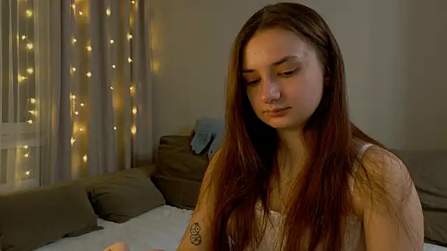 Snapshot of Lelia_Vibe chatting on March 18, 2026, 4:43 pm Lelia Vibe online show from March 18, 2026, 4:43 pm