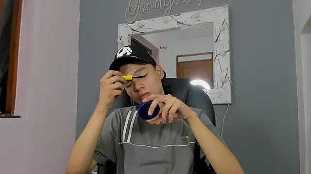 Snapshot of camillo_virgil chatting on October 3, 2025, 10:56 am camillo virgil online show from October 3, 2025, 10:56 am