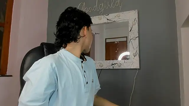 Snapshot of camillo_virgil chatting on October 7, 2025, 10:56 am camillo virgil online show from October 7, 2025, 10:56 am