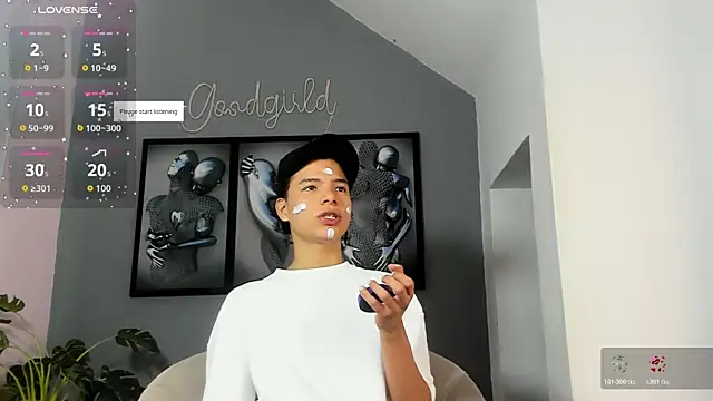 Snapshot of camillo_virgil chatting on October 18, 2025, 10:38 am camillo virgil online show from October 18, 2025, 10:38 am