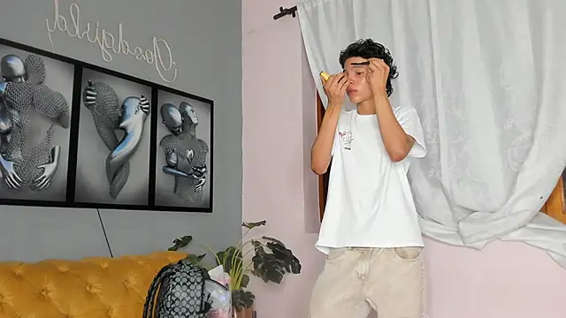 Snapshot of camillo_virgil chatting on November 29, 2025, 10:51 am camillo virgil online show from November 29, 2025, 10:51 am