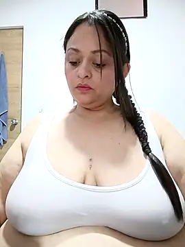 Snapshot of Nanna_160290 chatting on December 19, 2025, 3:19 pm Nanna 160290 online show from December 19, 2025, 3:19 pm