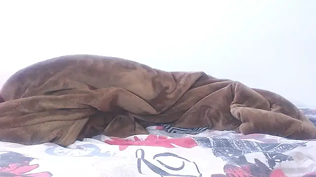 Snapshot of TALLHORNYBEAR chatting on September 17, 2025, 8:49 am TALLHORNYBEAR online show from September 17, 2025, 8:49 am