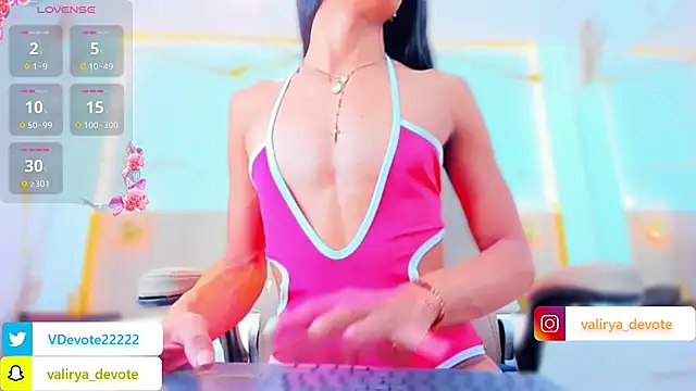 valirya devote online show from January 6, 2026, 4:05 am