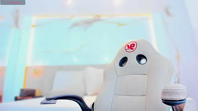 valirya devote online show from January 8, 2026, 3:42 am