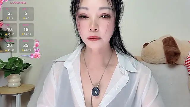 Snapshot of Hua_Hua_0 chatting on September 24, 2025, 1:31 am Hua Hua 0 online show from September 24, 2025, 1:31 am