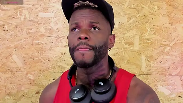 santiblack7 online show from October 23, 2025, 7:34 pm