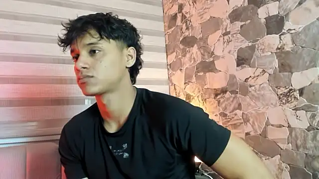 Snapshot of ZYZZ1312 chatting on March 4, 2026, 5:57 am ZYZZ1312 online show from March 4, 2026, 5:57 am