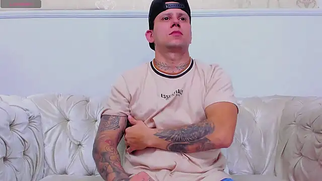 Snapshot of Scott_Clark chatting on October 7, 2025, 11:18 am Scott Clark online show from October 7, 2025, 11:18 am