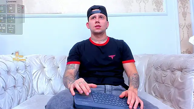 Snapshot of Scott_Clark chatting on November 3, 2025, 11:11 am Scott Clark online show from November 3, 2025, 11:11 am