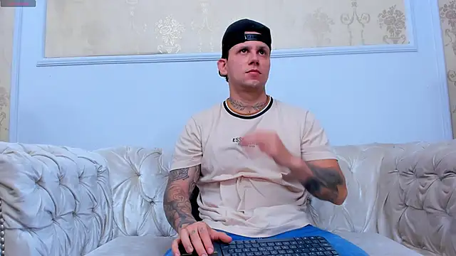 Snapshot of Scott_Clark chatting on November 23, 2025, 10:48 am Scott Clark online show from November 23, 2025, 10:48 am