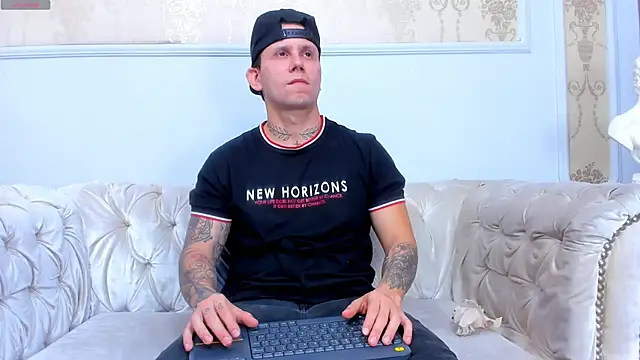 Snapshot of Scott_Clark chatting on December 2, 2025, 11:04 am Scott Clark online show from December 2, 2025, 11:04 am