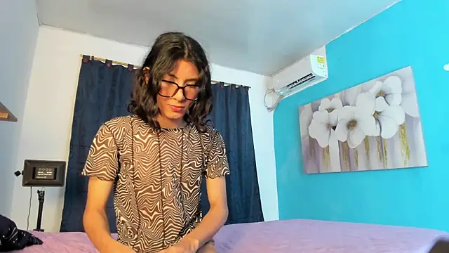 Snapshot of angel_hasss chatting on September 14, 2025, 2:44 am angel hasss online show from September 14, 2025, 2:44 am