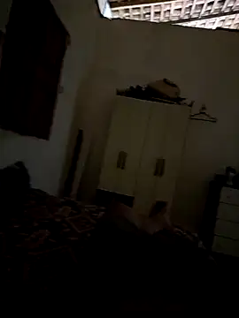 Snapshot of hendy692 chatting on November 7, 2025, 3:28 am hendy692 online show from November 7, 2025, 3:28 am