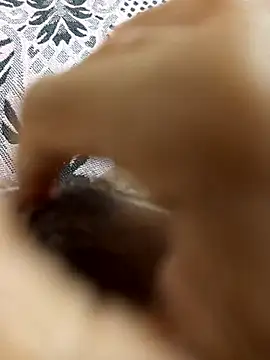 Snapshot of hendy692 chatting on November 8, 2025, 2:01 am hendy692 online show from November 8, 2025, 2:01 am