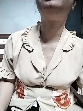 Mie rose online show from March 22, 2026, 1:14 pm