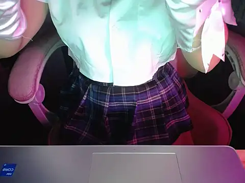 Snapshot of ahoa_Tk chatting on October 15, 2025, 5:02 pm ahoa Tk online show from October 15, 2025, 5:02 pm