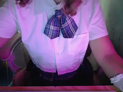 Snapshot of ahoa_Tk chatting on October 18, 2025, 5:21 am ahoa Tk online show from October 18, 2025, 5:21 am