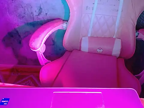 Snapshot of ahoa_Tk chatting on October 29, 2025, 8:54 pm ahoa Tk online show from October 29, 2025, 8:54 pm