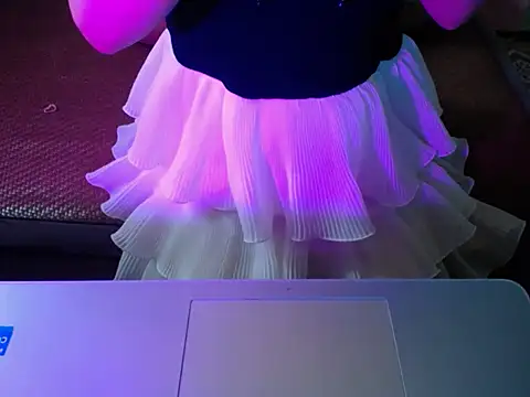 Snapshot of ahoa_Tk chatting on November 11, 2025, 5:18 am ahoa Tk online show from November 11, 2025, 5:18 am