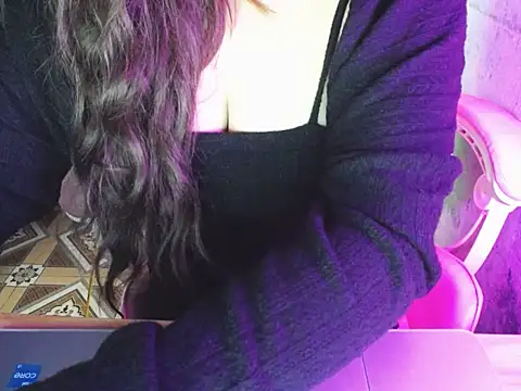 Snapshot of ahoa_Tk chatting on November 20, 2025, 5:07 am ahoa Tk online show from November 20, 2025, 5:07 am