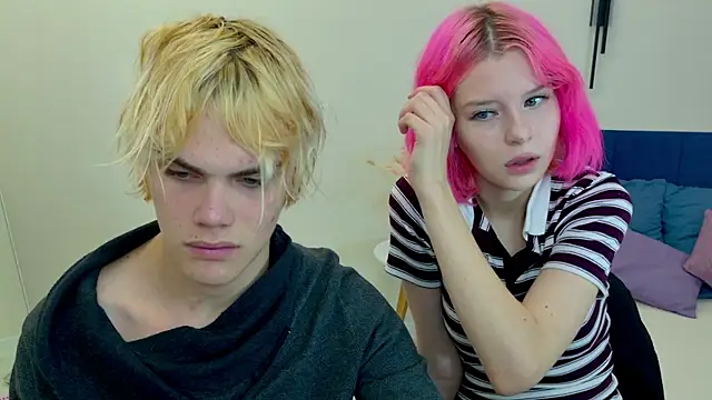 Bonnie And C1yde online show from October 13, 2025, 5:13 pm