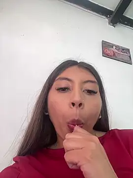 Sara-cooper2 online show from February 26, 2026, 7:24 pm