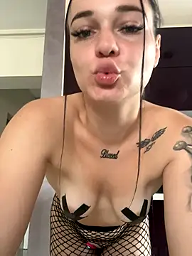 Baby Eva23 online show from September 14, 2025, 10:58 am