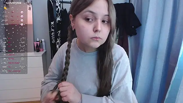 Snapshot of vendymories chatting on March 6, 2026, 11:28 am vendymories online show from March 6, 2026, 11:28 am