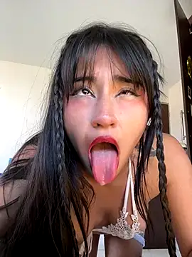 Snapshot of _Layla69_ chatting on September 15, 2025, 9:37 pm Layla69 online show from September 15, 2025, 9:37 pm