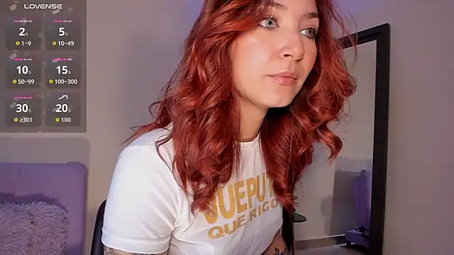 Snapshot of Isis-Blaze chatting on November 25, 2025, 9:04 pm Isis-Blaze online show from November 25, 2025, 9:04 pm