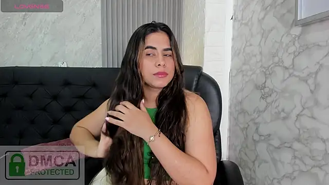 Snapshot of alicy__torres chatting on June 16, 2026, 12:19 pm alicy torres online show from June 16, 2026, 12:19 pm