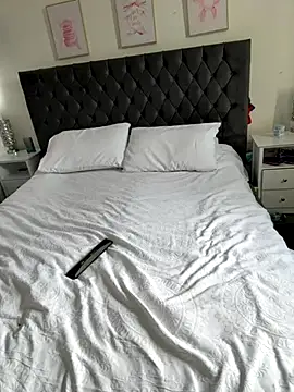 Snapshot of brunetteGirl274 chatting on October 5, 2025, 11:19 am brunetteGirl274 online show from October 5, 2025, 11:19 am