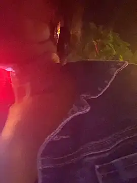 laflacaebony13 online show from October 9, 2025, 11:58 pm