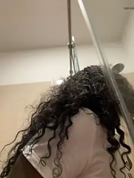 EmilyKisx online show from November 18, 2025, 10:09 am