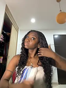 EmilyKisx online show from December 5, 2025, 10:24 am