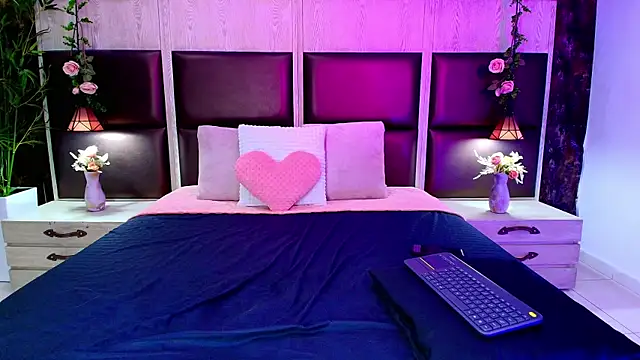 Snapshot of Nxy_murtualer chatting on October 1, 2025, 8:48 pm Nxy murtualer online show from October 1, 2025, 8:48 pm