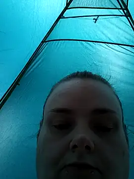 Snapshot of PainPriness chatting on October 11, 2025, 12:15 pm PainPriness online show from October 11, 2025, 12:15 pm