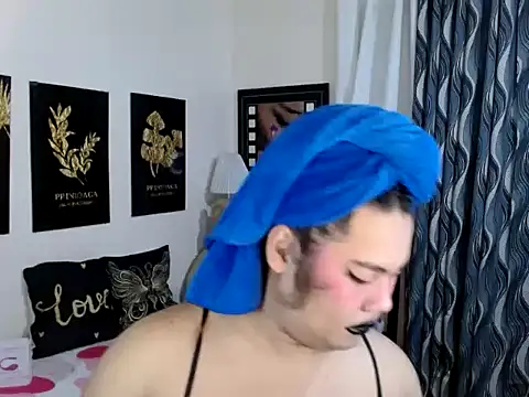 Snapshot of TSbrianaHugeCock chatting on January 7, 2026, 2:30 pm TSbrianaHugeCock online show from January 7, 2026, 2:30 pm