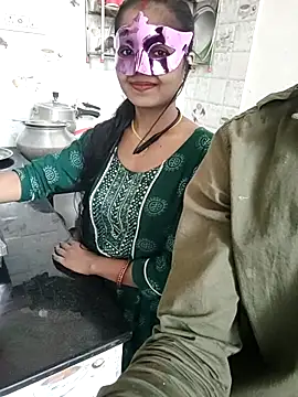 LOVE568 online show from November 8, 2025, 2:56 am