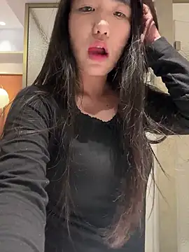 Snapshot of luluya1314 chatting on January 12, 2026, 9:03 am luluya1314 online show from January 12, 2026, 9:03 am