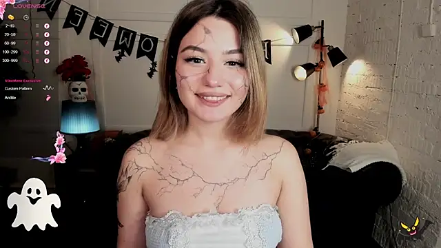 Dark Moni online show from October 31, 2025, 8:48 am